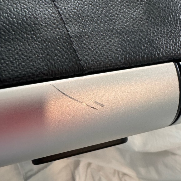 Louis Vuitton Damier Graphite Horizon Duffle 65 bag. - Picture 9 of 16